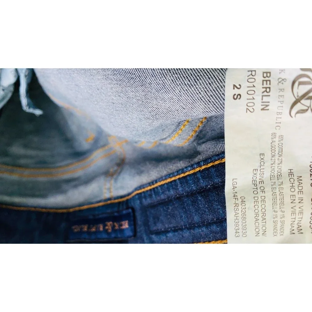 Rock and Republic Berlin Jeans Women Size 2S Dark Wash Denim